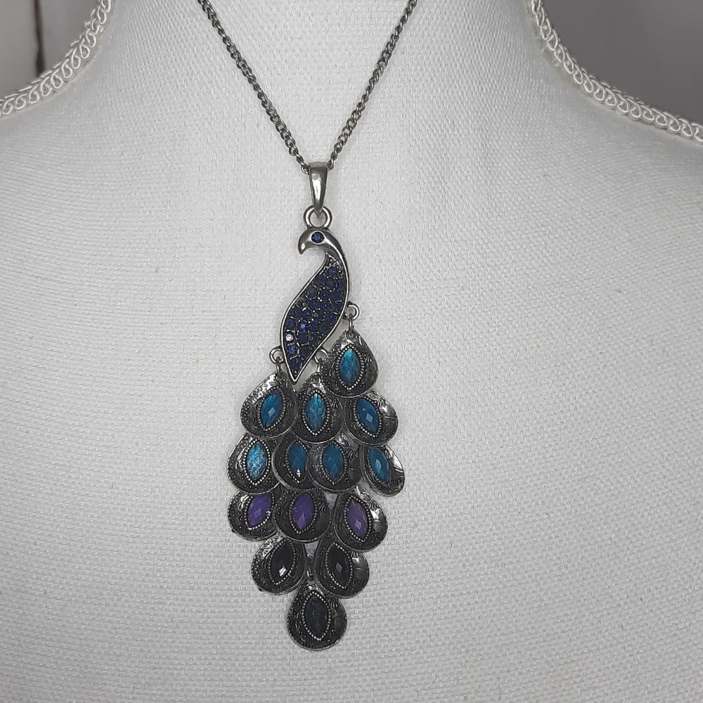 Peacock Necklace Silver Ext. Chain Lobster Clasp